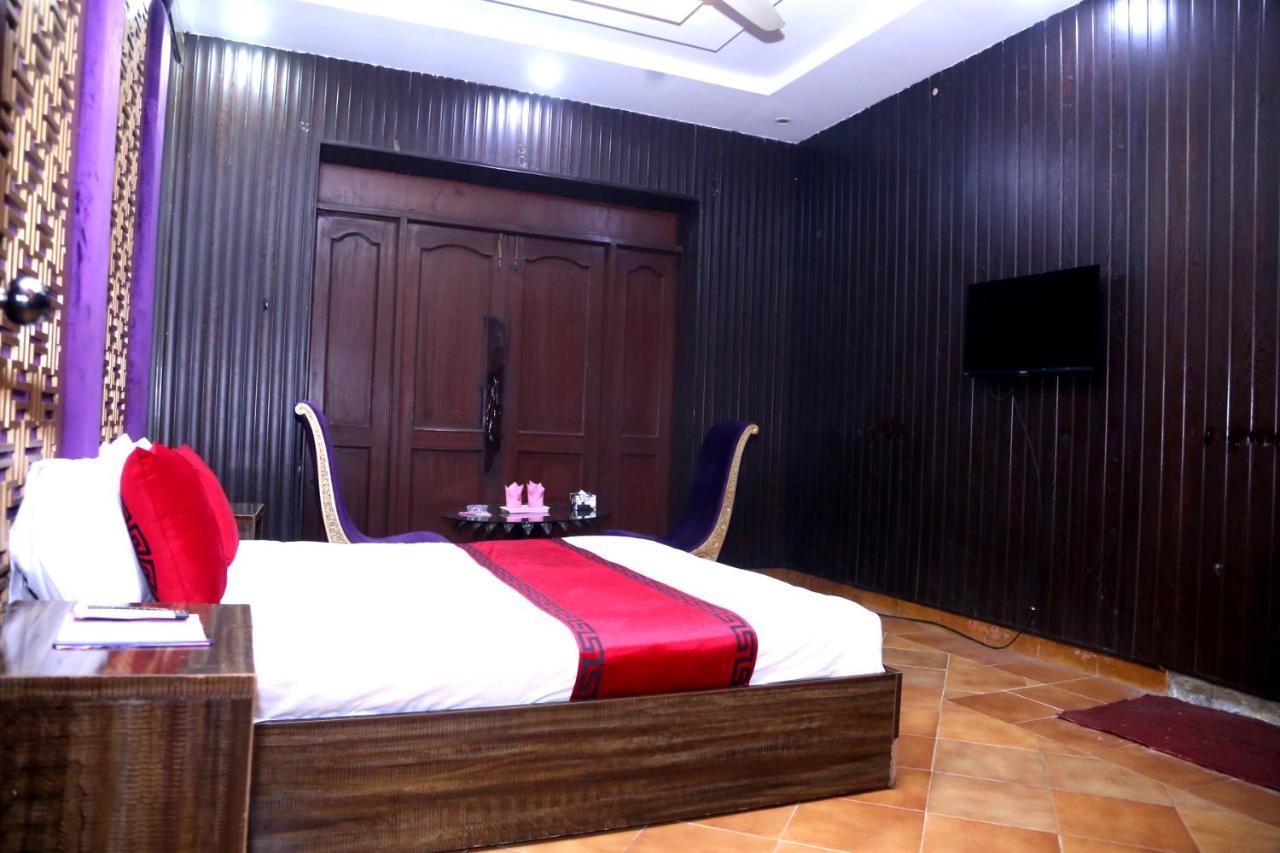 Sapphire Inn Motel לאהור מראה חיצוני תמונה